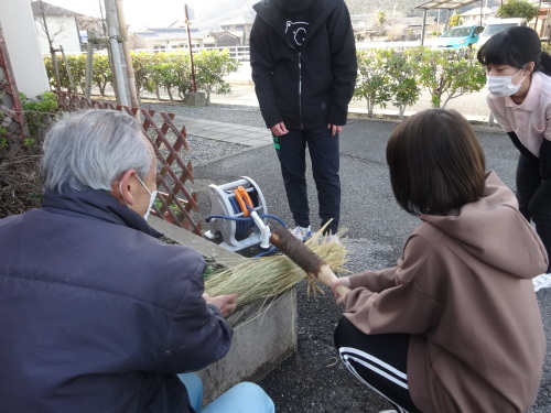 保育の玉手箱に向けてがんばっています