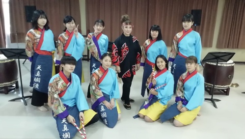 音楽表現ステージ発表（和太鼓）