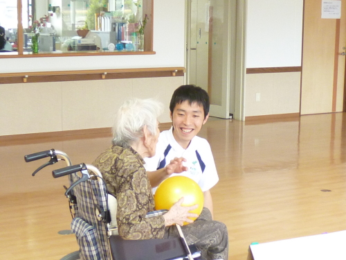 介護実習が、ラストスパート ☆ミ