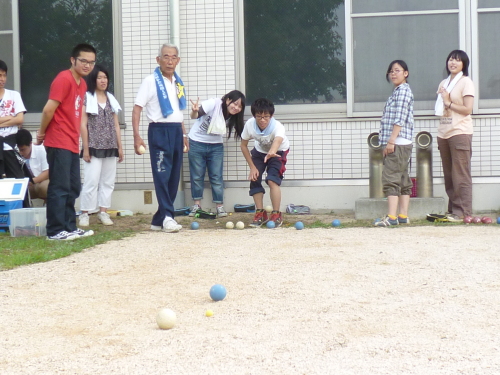 ペタンク（PETANQUE）やりませんか～！　　　　　　　　　　フランス生まれのおしゃれなスポーツ