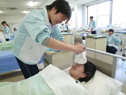 湯たんぽ！　氷枕！　氷のう！