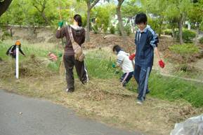 河川アダプト事業に参加しました（学生の感想）