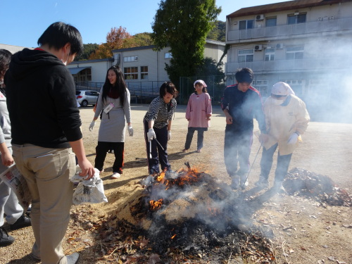 『焼き芋パーティー♪』