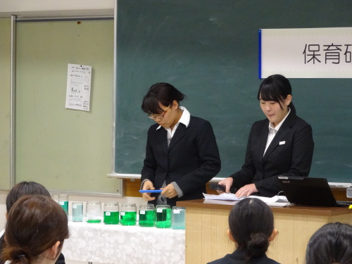 『卒業研究発表会♪』